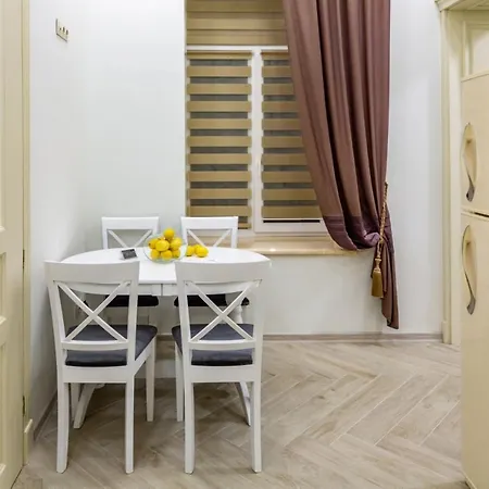 Daire Avangard Sholom Aleikhem 1 *