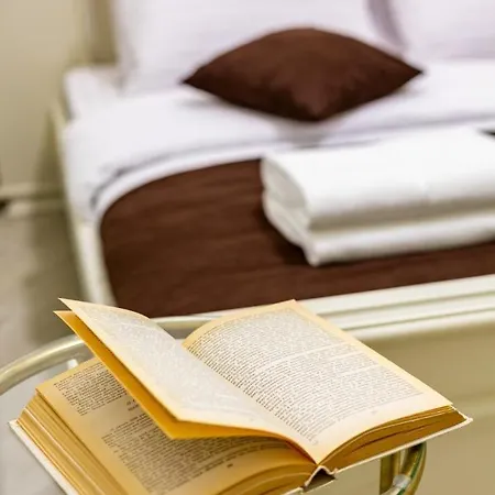 Avangard Sholom Aleikhem 1 *