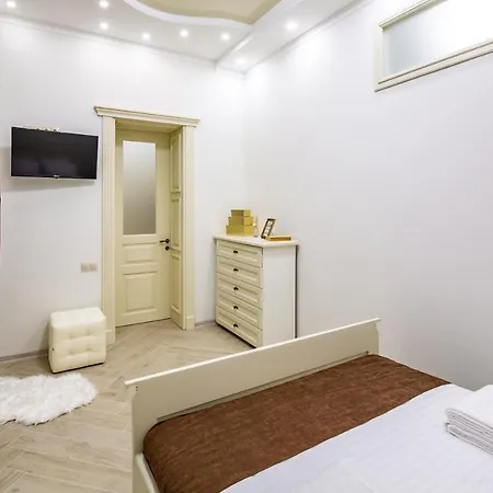 Avangard Sholom Aleikhem 1 *