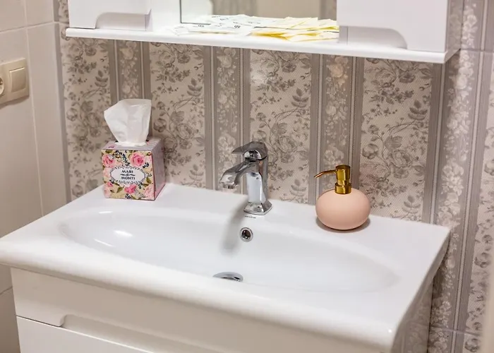 דירה Avangard Sholom Aleikhem 1 *