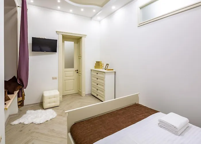 Avangard Sholom Aleikhem 1 *